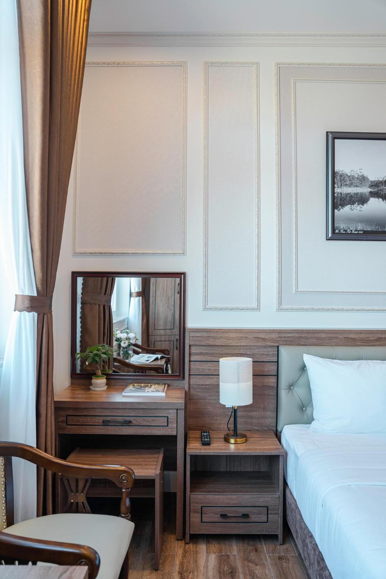 Pine View Hotel Dalat Exterior photo