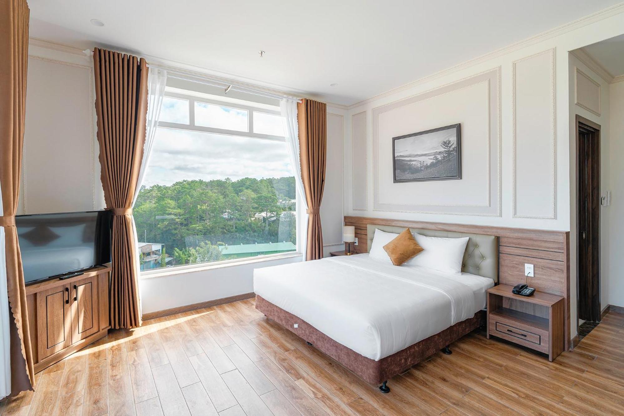 Pine View Hotel Dalat Exterior photo